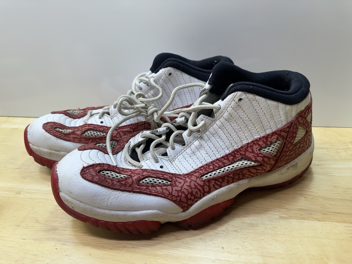 Nike Air Jordan 11 XI Retro Low IE Shoes Mens Size 9 White Gym Red