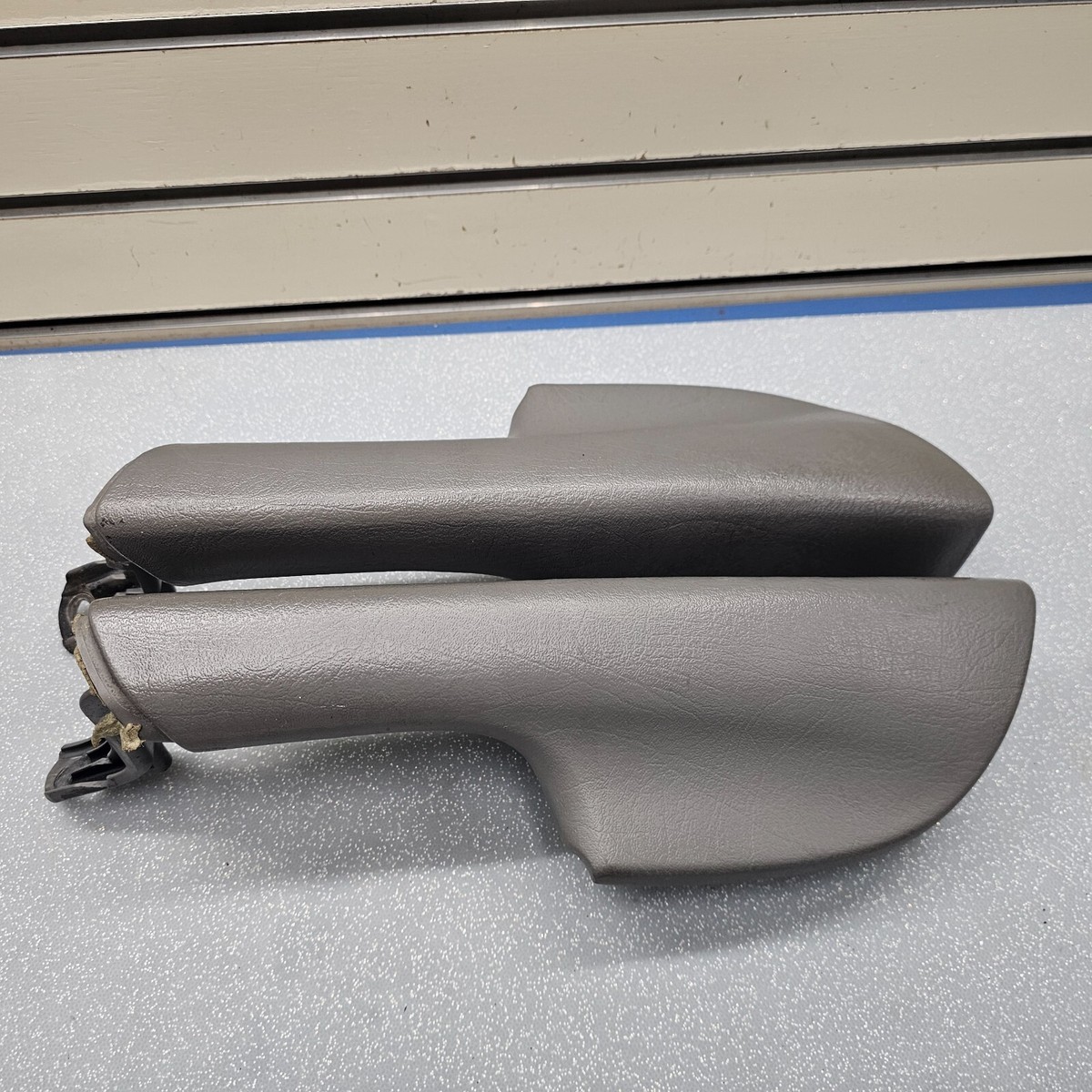 🔥02-09 TRAILBLAZER Door Panel ARMREST Pull Handle LEFT & RIGHT