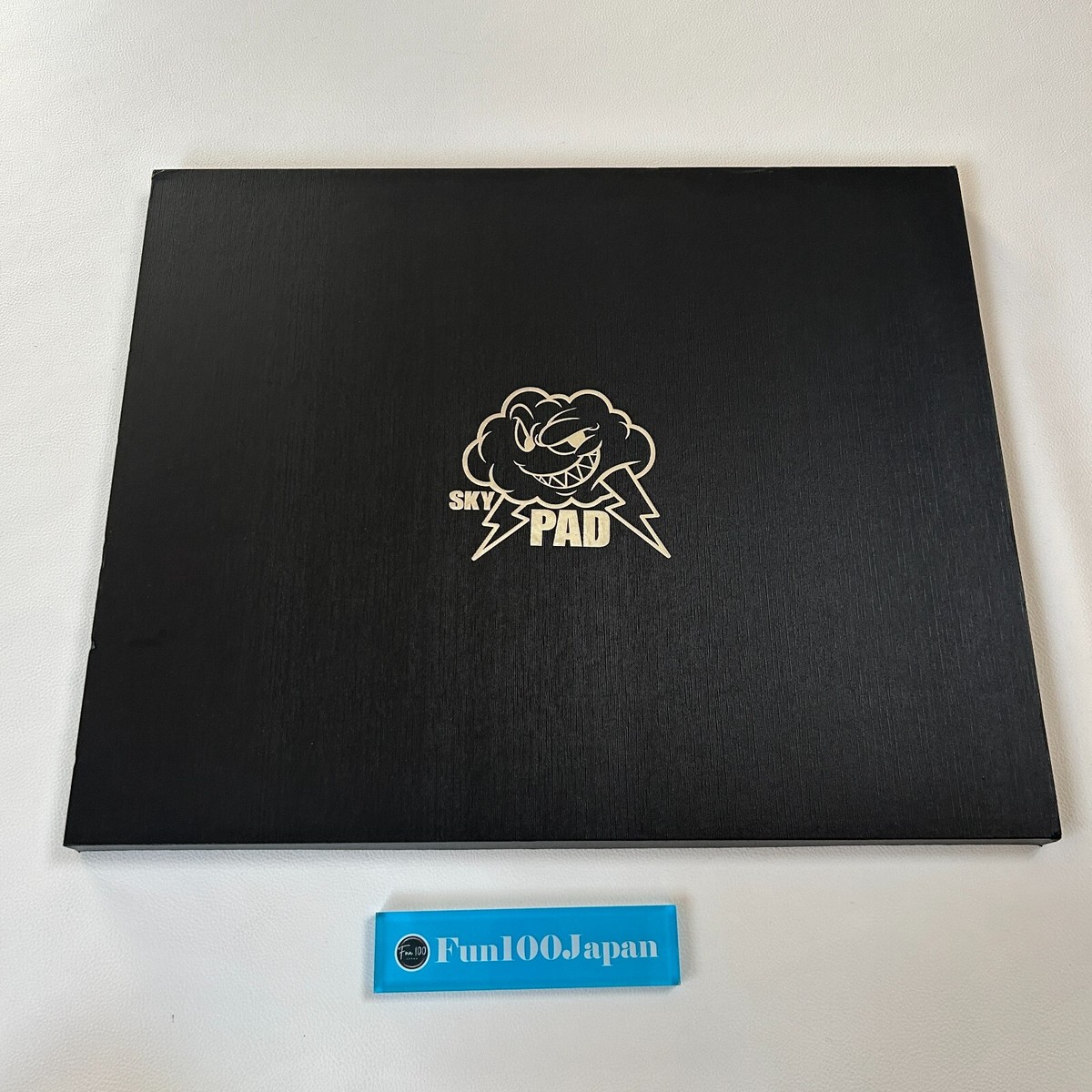 Skypad 3.0 XL Wallhack Limited Edition Girl in a Dream Yume glass