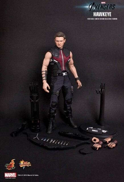 ホットトイズフィギュア Hawkeye Deluxe Version フィギュア Amazon