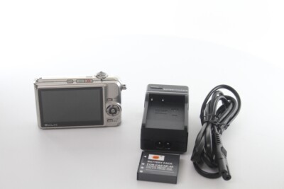 Casio Exilim EX-Z1000 10.1MP Digital Camera 3x Anti Shake Optical