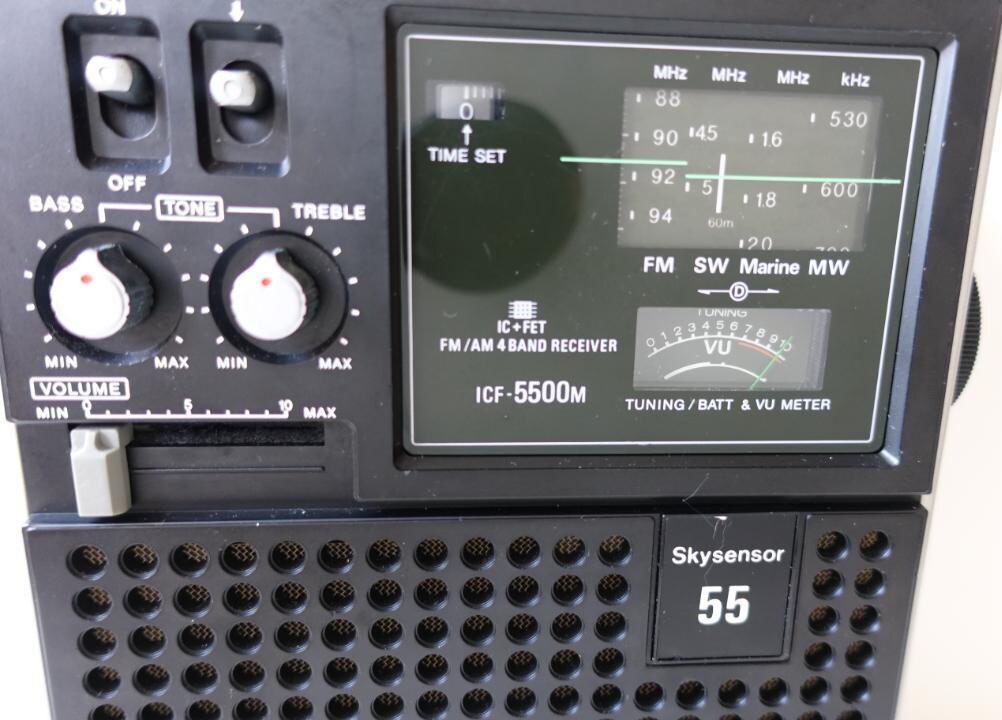 SONY Shortwave Radio ICF-5500 Sky sensor 3 band Receiver FM MW SW