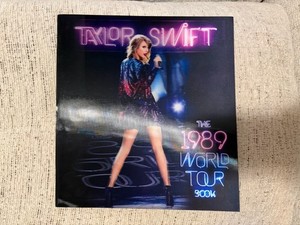 Taylor Swift 1989 Tour Book | eBay