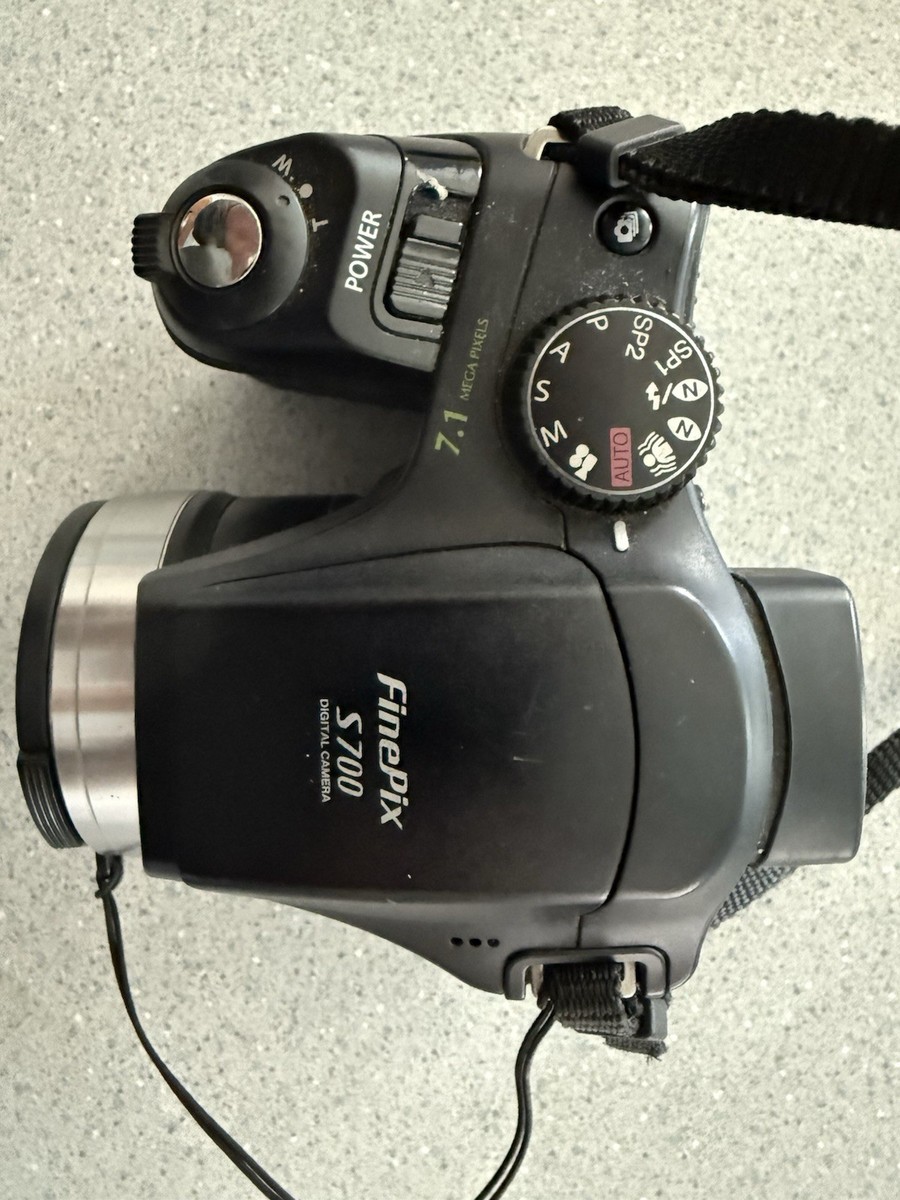 Fujifilm FinePix S Series S5700 7.1MP Digital Camera - Black for