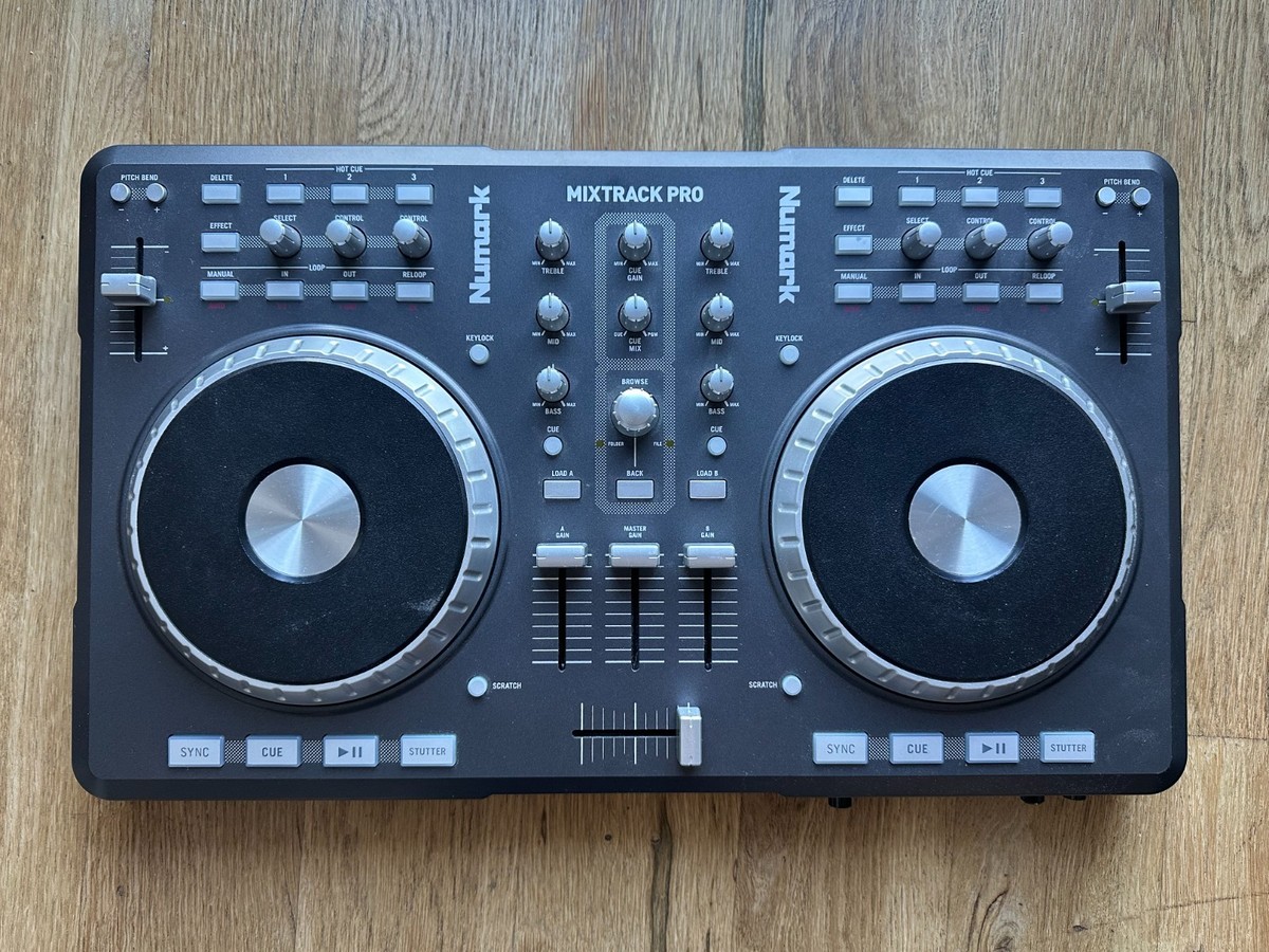 Numark MIXTRACK PRO DJ Controller (Lightly Used, Tested & Works