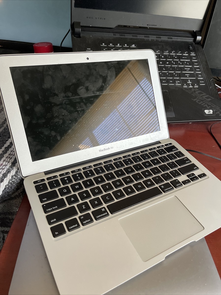Apple MacBook Air 11