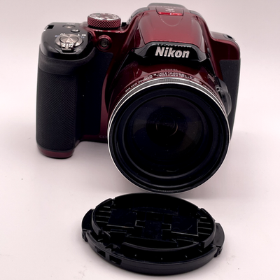 Nikon Coolpix P520 18.1MP Digital Camera – Red – Does Not Turn On