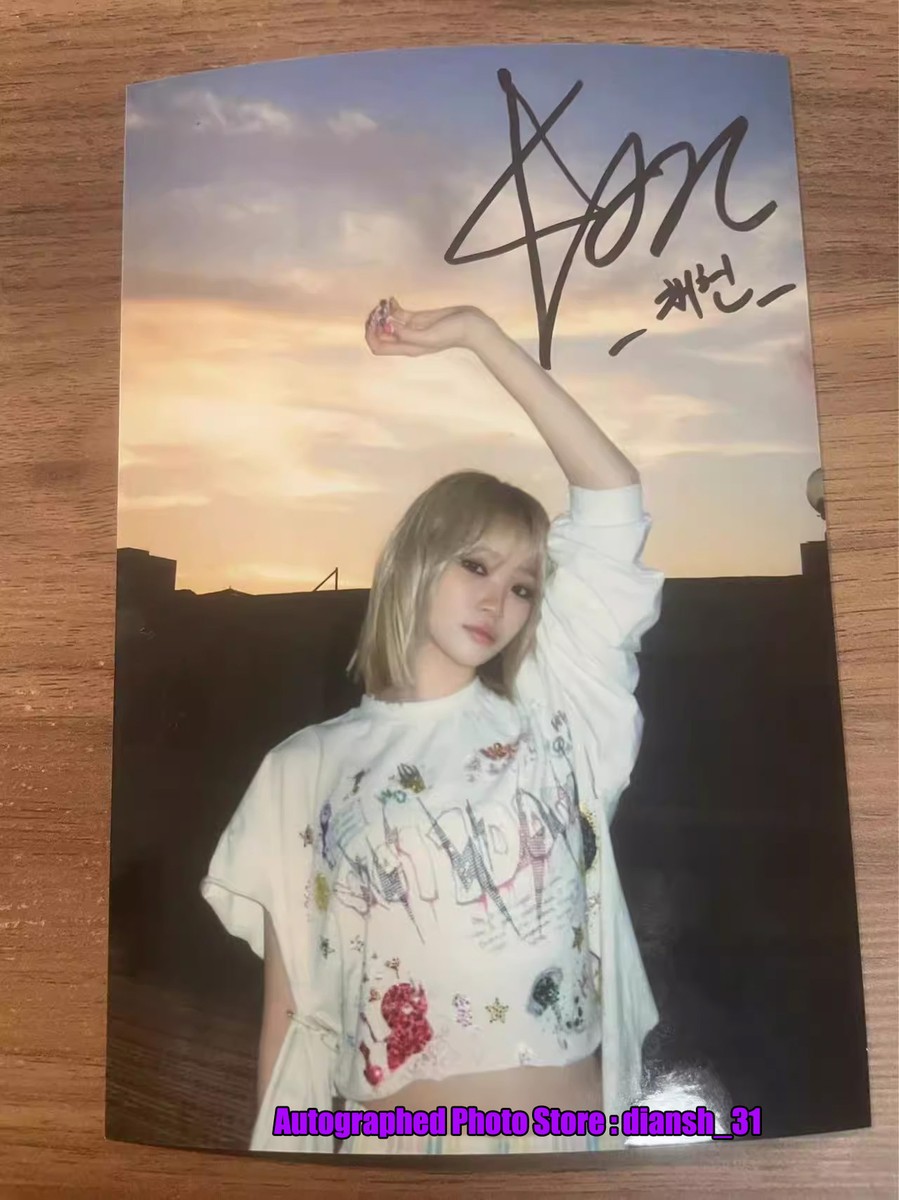 LE SSERAFIM] ChaeWon Autographed PHOTO Hand Signed Photo K-POP