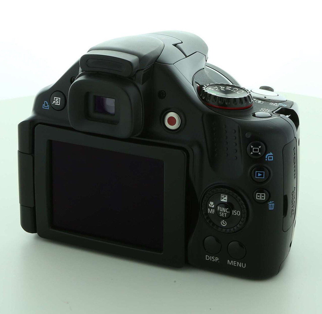 Canon PowerShot SX30 IS 14.1MP Digital Camera W. 35x Zoom Lens