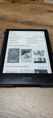 Amazon Kindle Paperwhite (10th Generation) 32GB, Wi-Fi - with