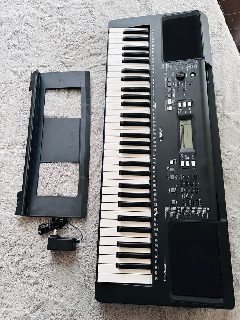YAMAHA PSR-E363 PORTATONE Electronic Keyboard 61-Key 574-Voice 165