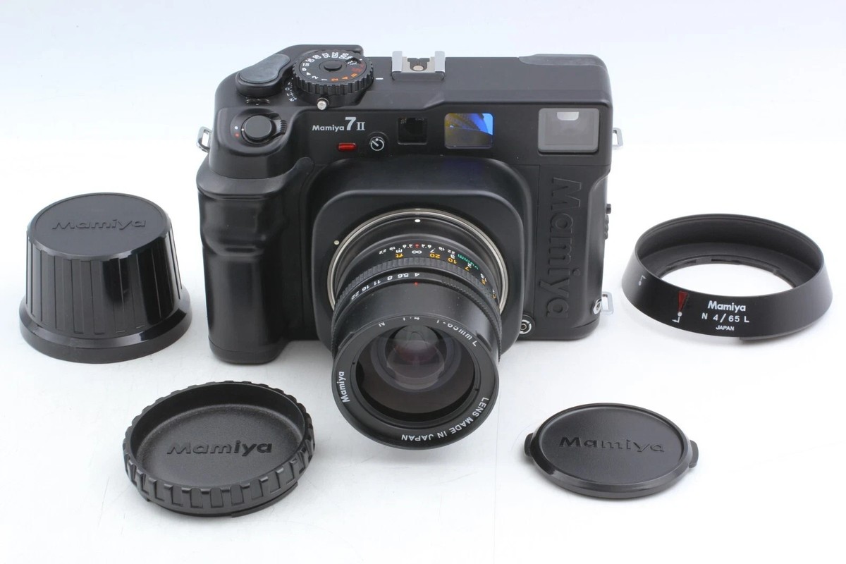 Mamiya 7 II Medium Format Rangefinder Film Camera - Black (Body