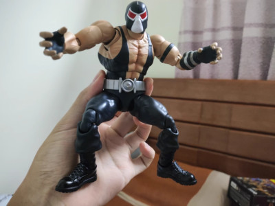 MAFEX No.216 BANE BATMAN KNIGHTFALL Ver. 1/12 Action Figure