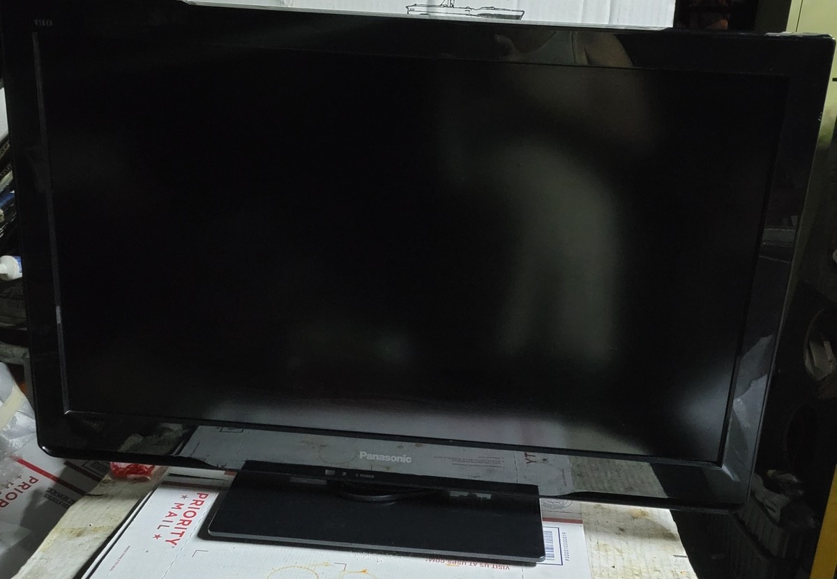 Panasonic VIERA TC-L32C3 32