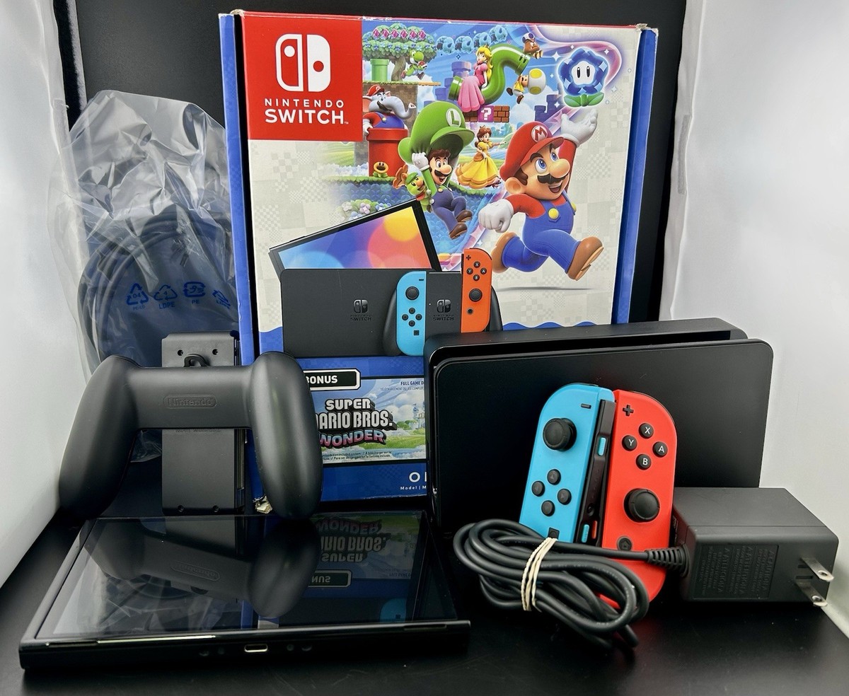 Super Mario Bros OLED Model Wonder Bundle 64GB Nintendo Switch
