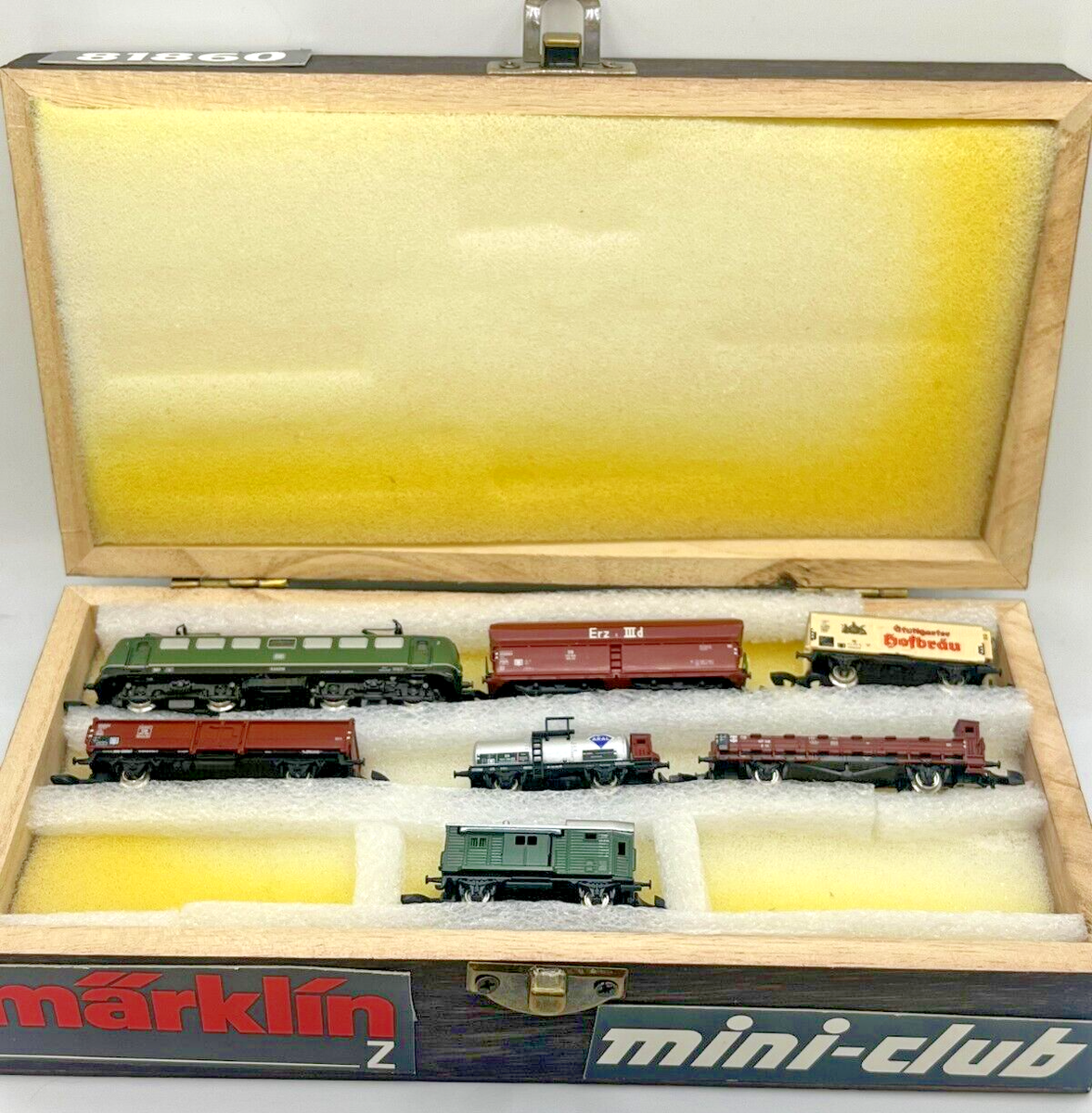 Z Scale Marklin 81860 E-Locomotive and 6 Freight Car set Custom