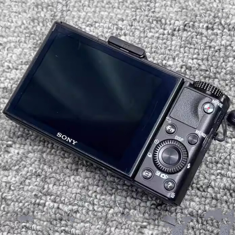 Sony Cyber-Shot RX100 II DSC-RX100M2 20.2 MP F1.8-4.9 Zeiss Lens