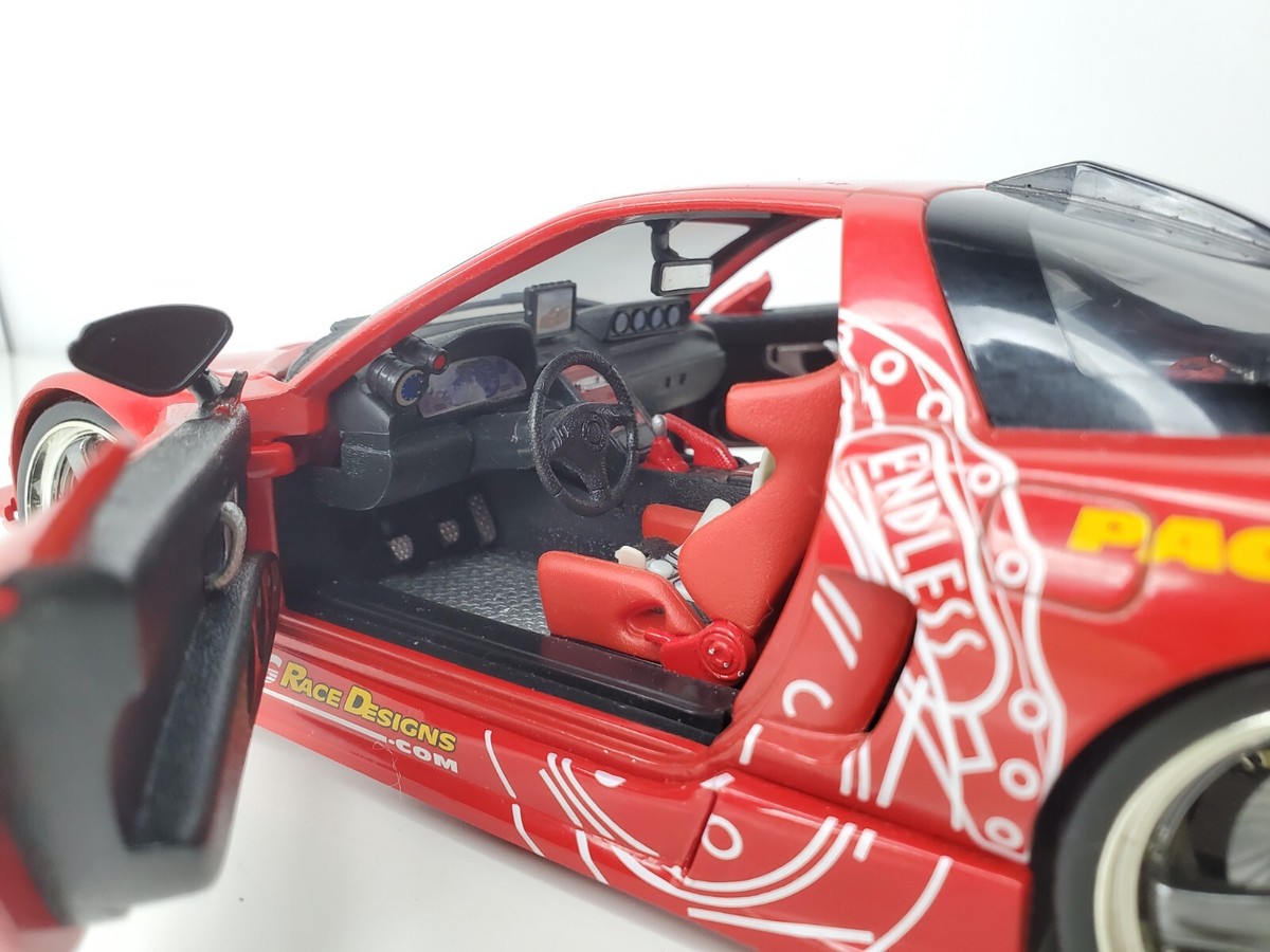 Muscle Machines 1/18 Scale Red Honda Acura Nsx 2003 Endless TG