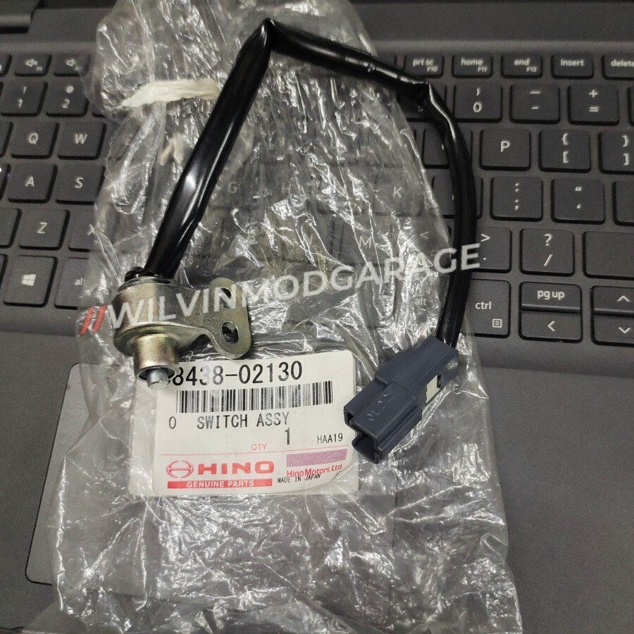 Genuine Accelerator Switch Assy Hino S8438-02130 Made in Japan OEM