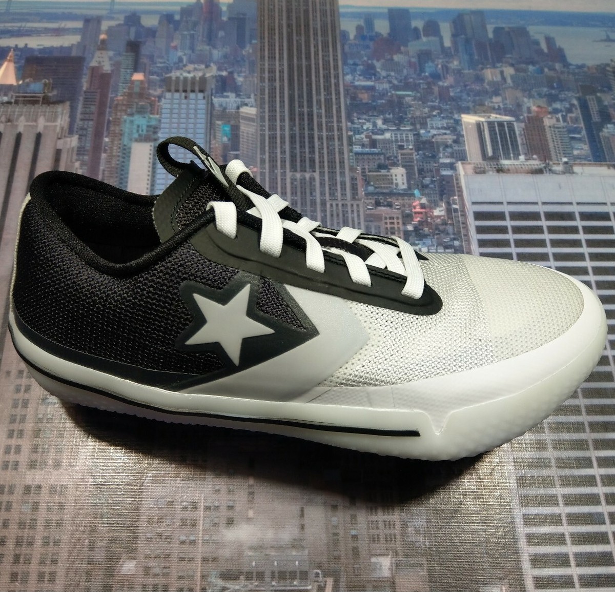 Converse All Star Pro BB Basketball Ox Low Top White/Black Size 8