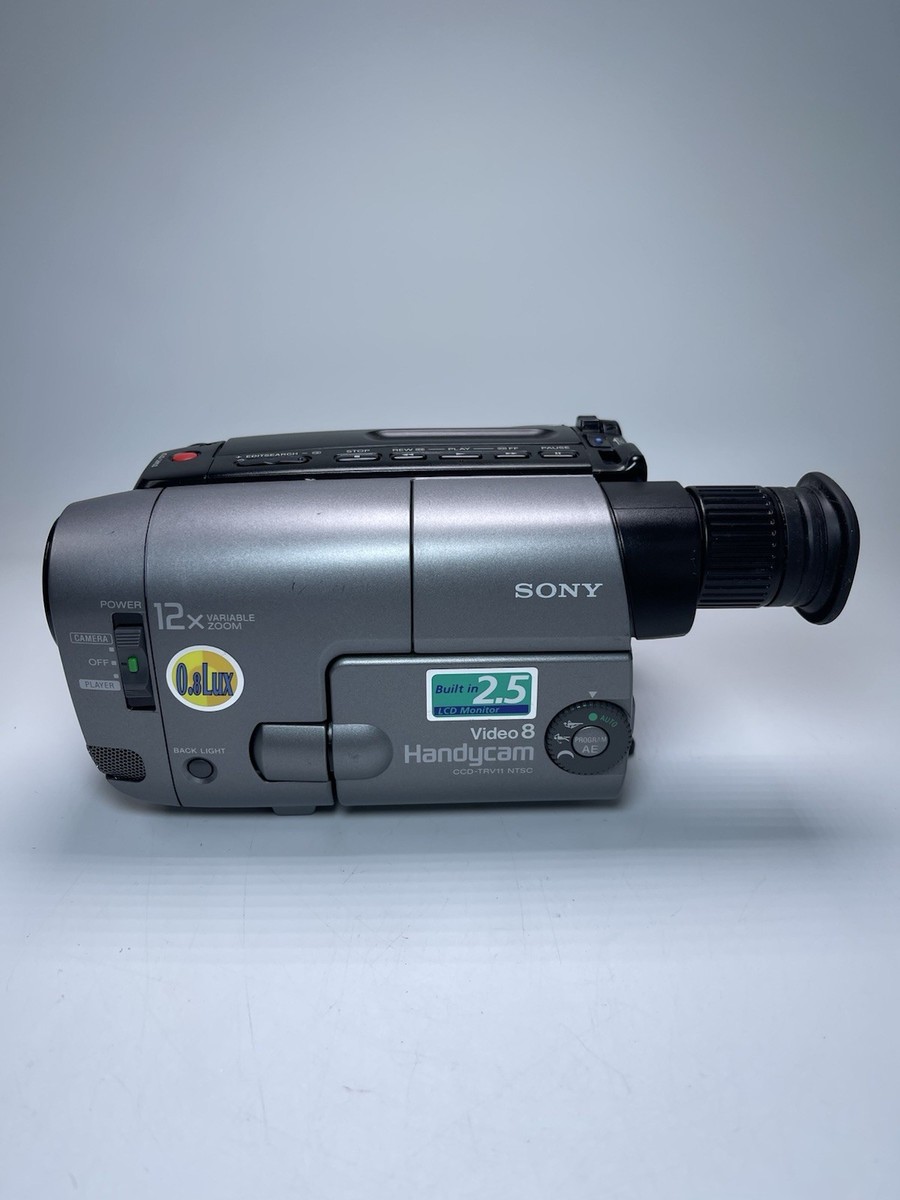 Sony Handycam CCD-TRV11 NTSC 8mm Analog Camcorder With 3 Batteries