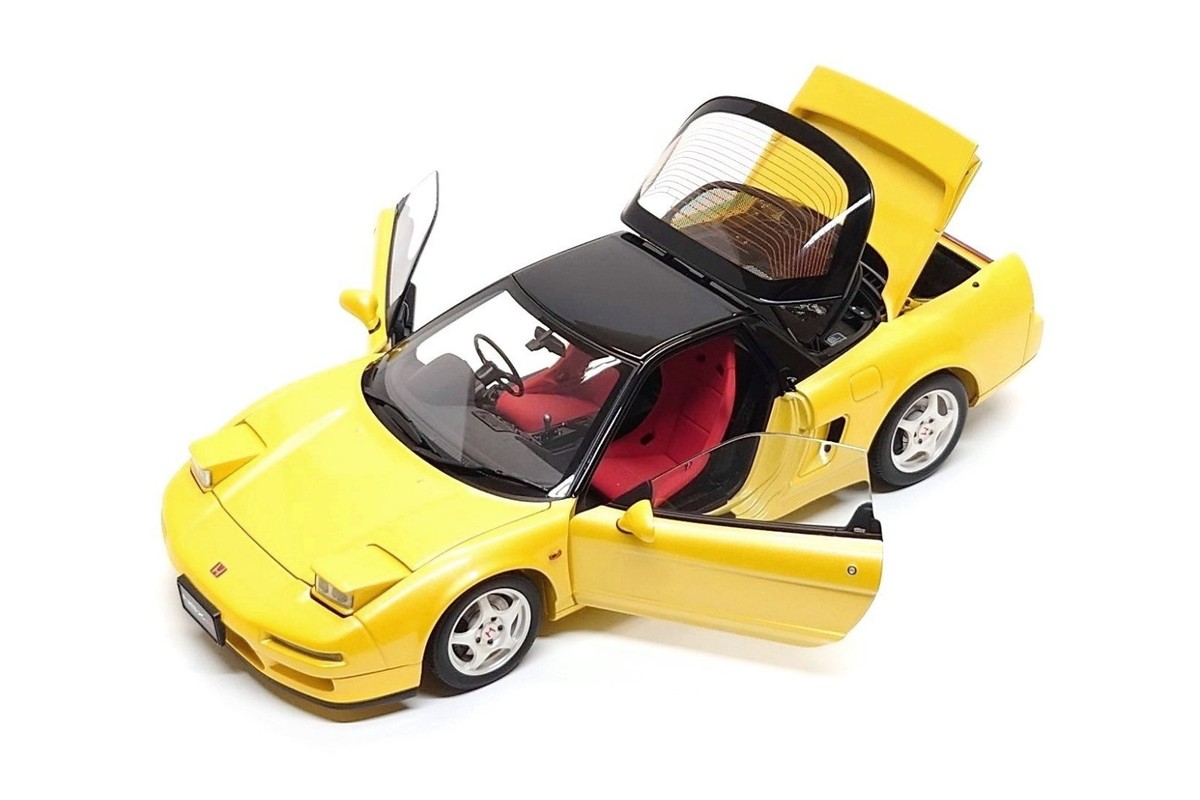 AUTOart Signature 1:18 Honda NSX Type R (NA1) in Indy Yellow Pearl