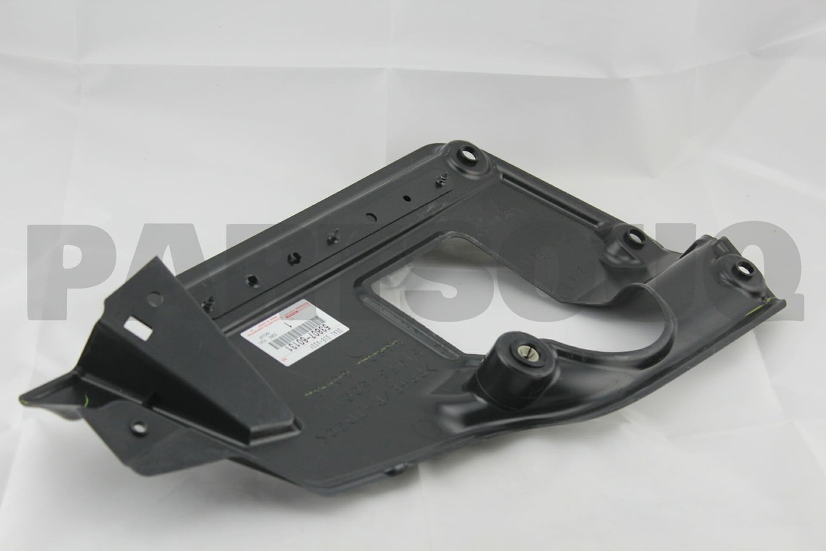 5380760131 Genuine Toyota SHIELD SUB-ASSY, FRONT FENDER SPLASH, RH