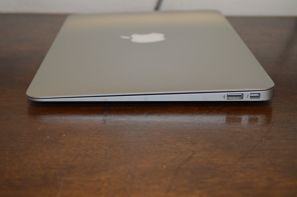 Apple MacBook Air 6.1 11 inch i5 128GB 4GB HD Graphics 5000 Big