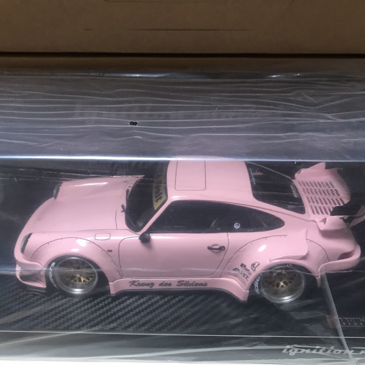 1/18 Ignition Model Porsche RWB 930 Pink Rauh-Welt Begriff w/ Box