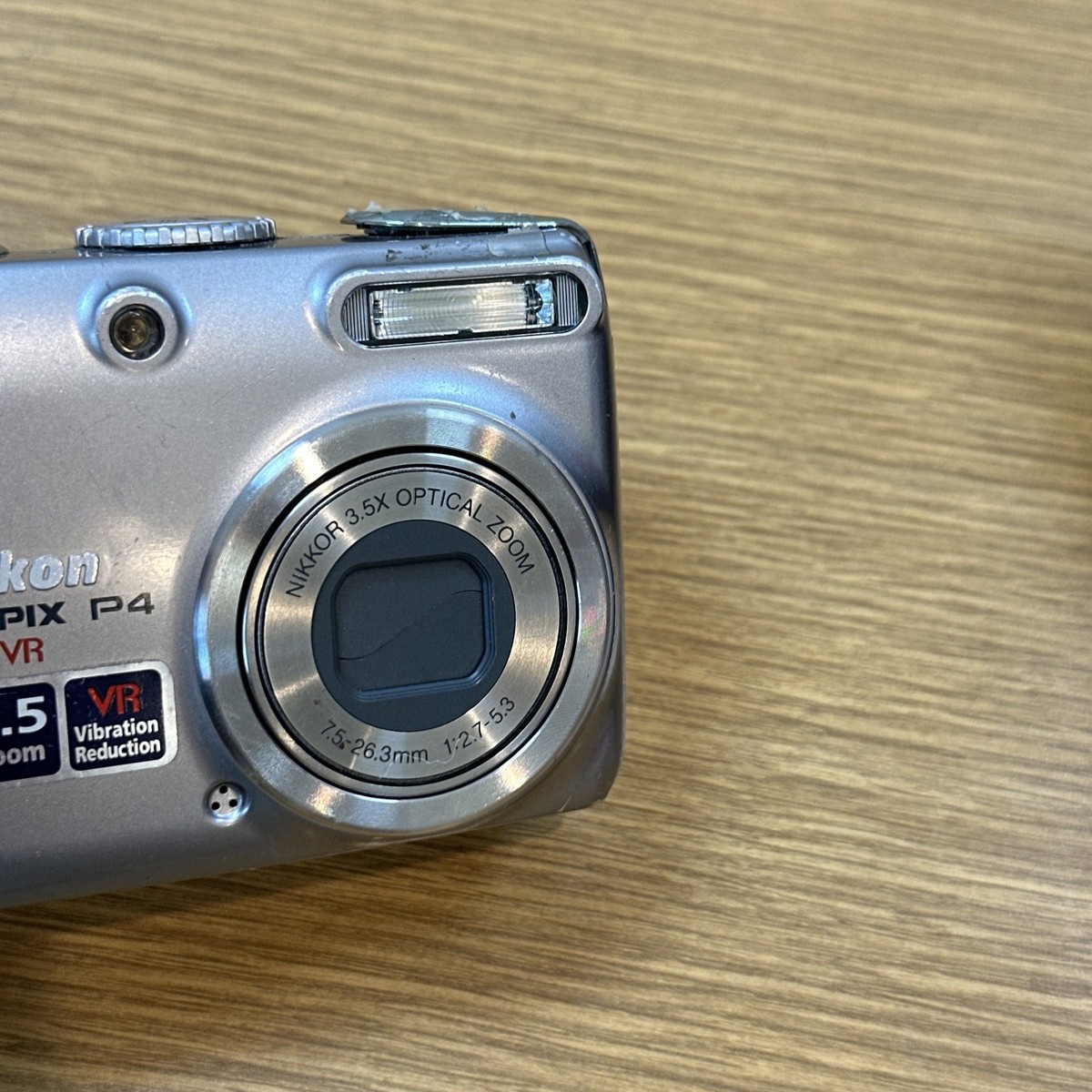 Nikon COOLPIX P4 VR 8.1mp Digital Camera 3.5x Opti Zoom Working