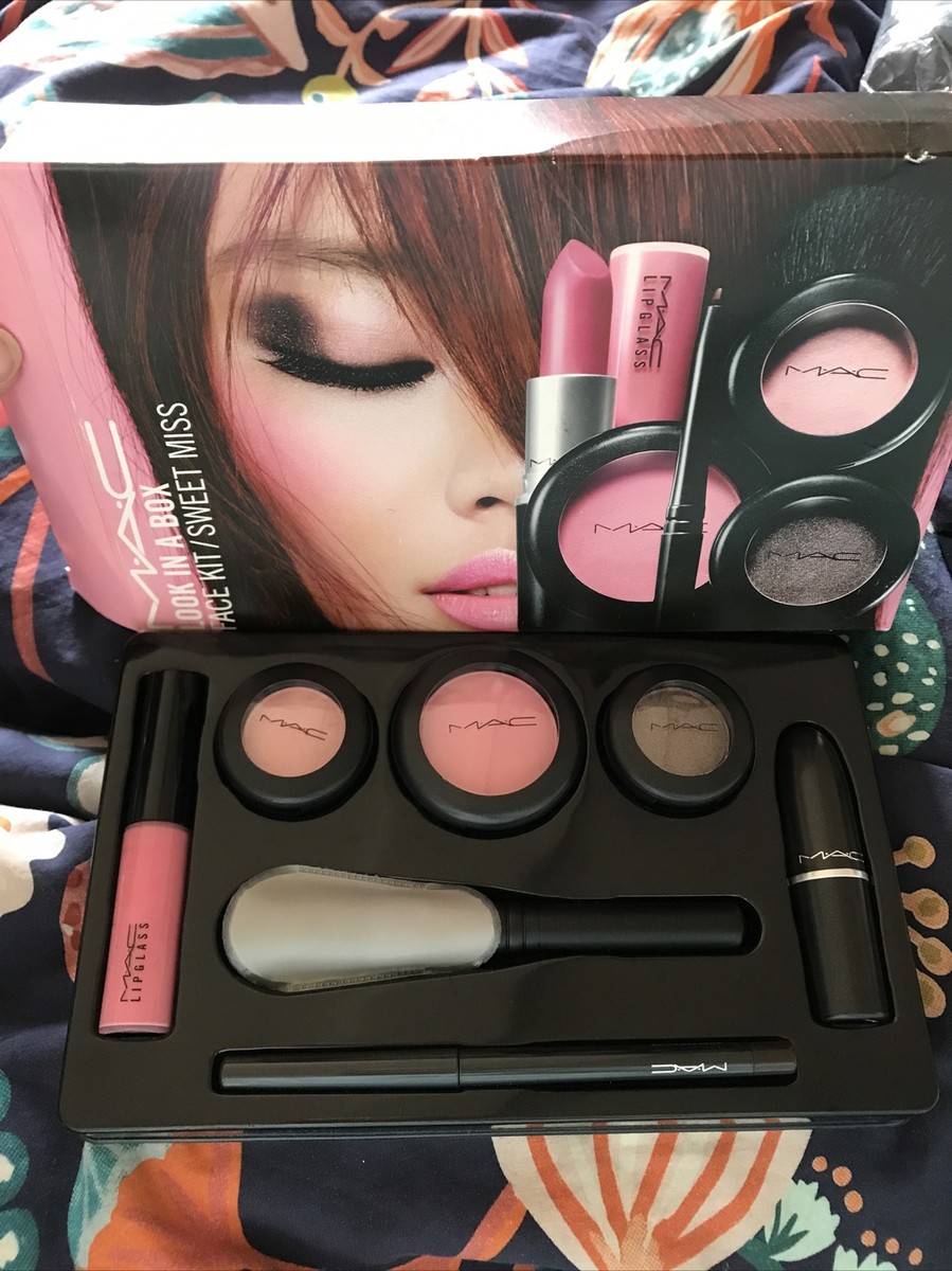 MAC Look in a Box Face Kit/Sweet Miss - Some Rare & Discontinued