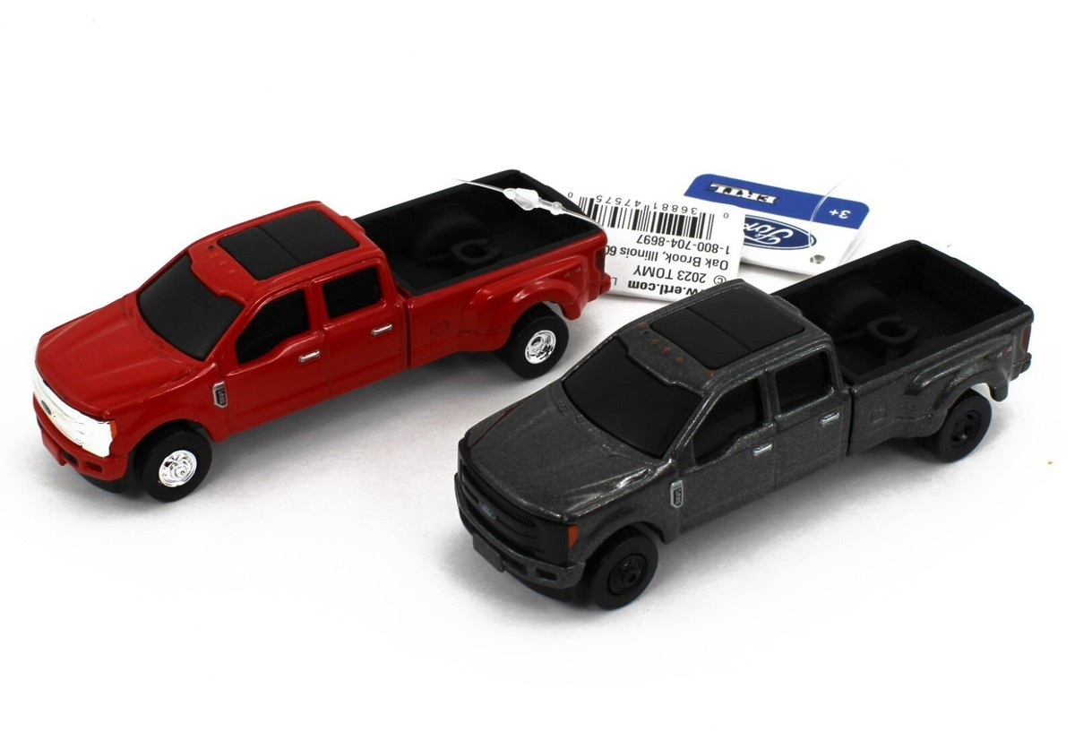 2024 ERTL 1:64 = FORD F350 DUALLY Pickup Truck *PAIR* Red