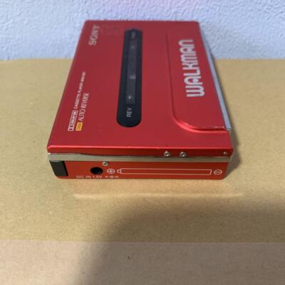 Sony WM-501 Walkman Portable Cassette Player, with Cover, Battery
