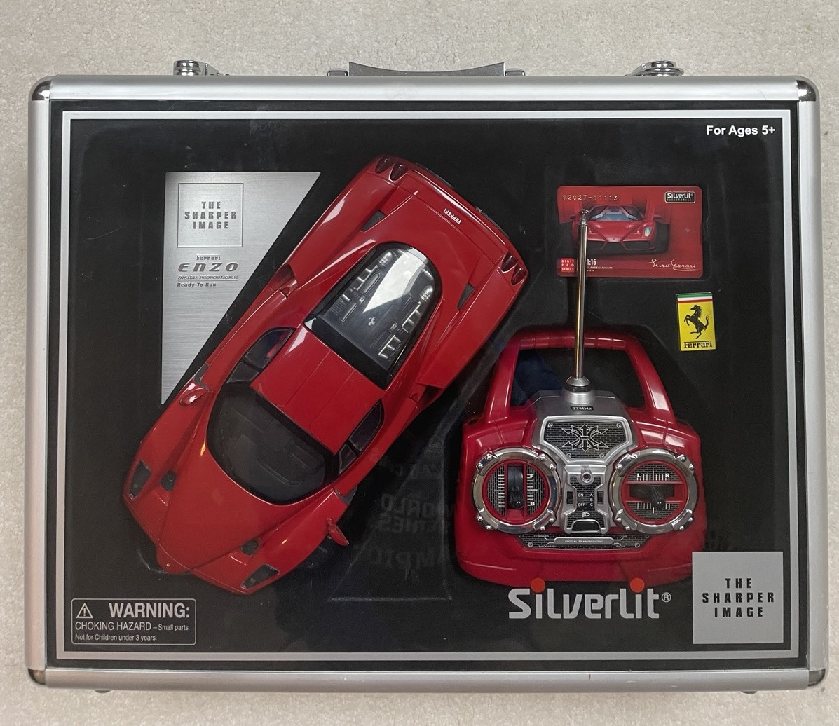 2005 - 1:16 Scale Silverlit Red Enzo Ferrari Remote Control Car