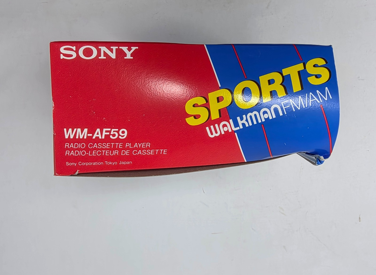 Sony Walkman Sports Cassette Player / FM/AM Radio WM-AF59 *TESTED