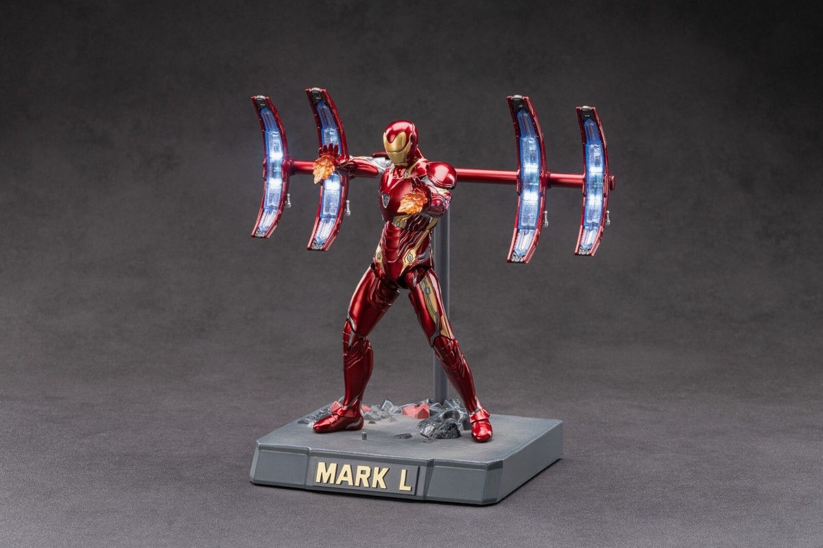 ZD Toys Avengers: Infinity War 1/10 Iron Man Mark L & Platform Set