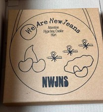 New Jeans' Bag-Black Version-Incl. Limited Bag, 68pg Pin-Up Book +