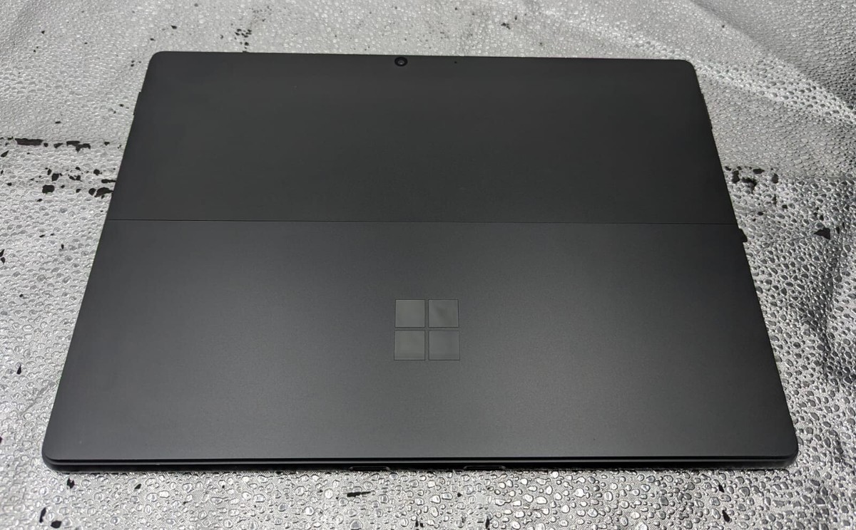 Microsoft Surface Pro 8 1983 13