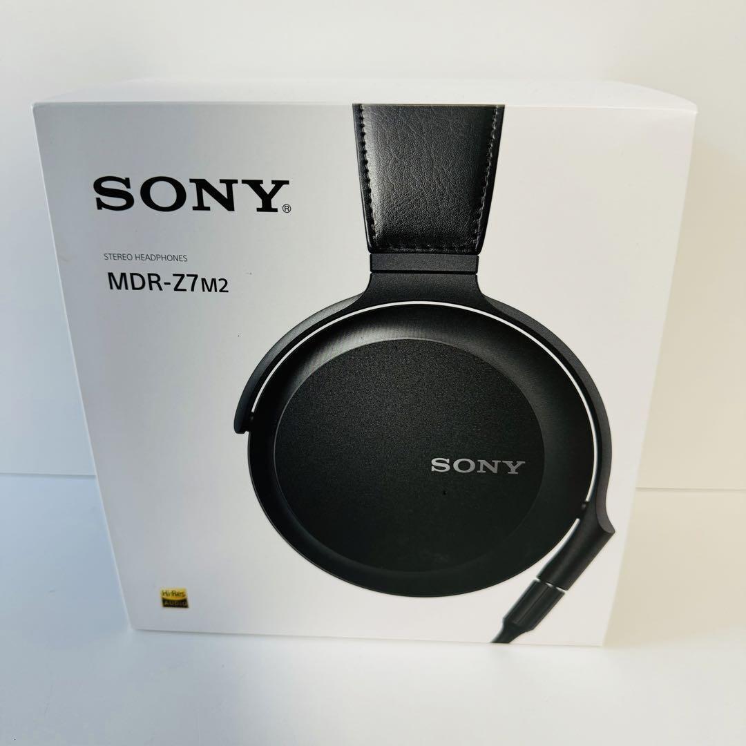 SONY MDR-Z7M2 High-Resolution Professional Stereo Headphones Wired