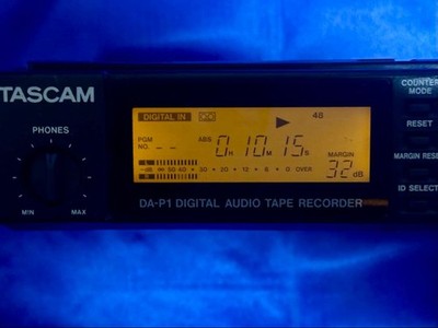TASCAM DA P1 Portable DAT Recorder Pro Audio EX106 34 Japan