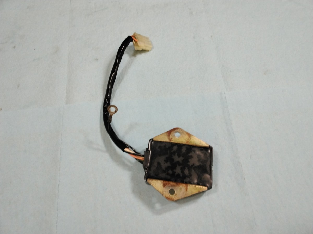 1980-1982 Suzuki GS 250 400 550 450 Working CDI Igniter Unit ECU