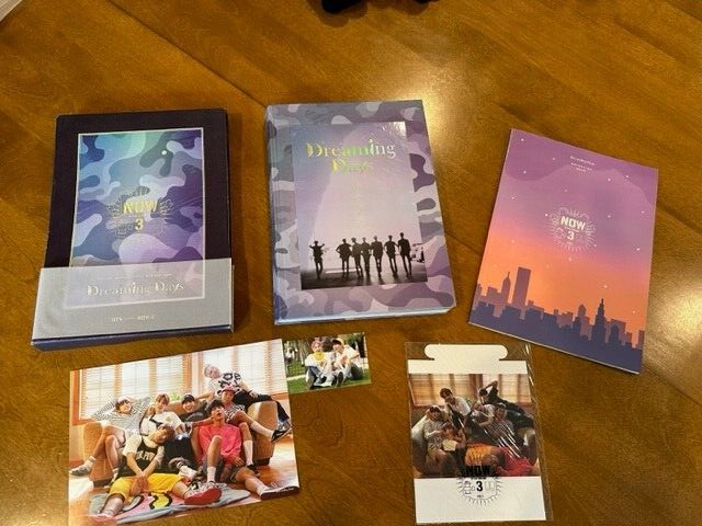 BTS Now 3 Dreaming Days In Chicago - Dreaming Days Photo Book