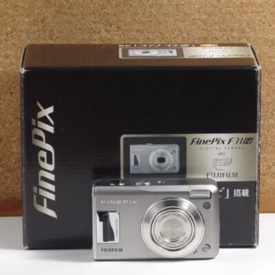 Fujifilm FinePix F31FD Silver Compact Digital Camera W/Box,AC