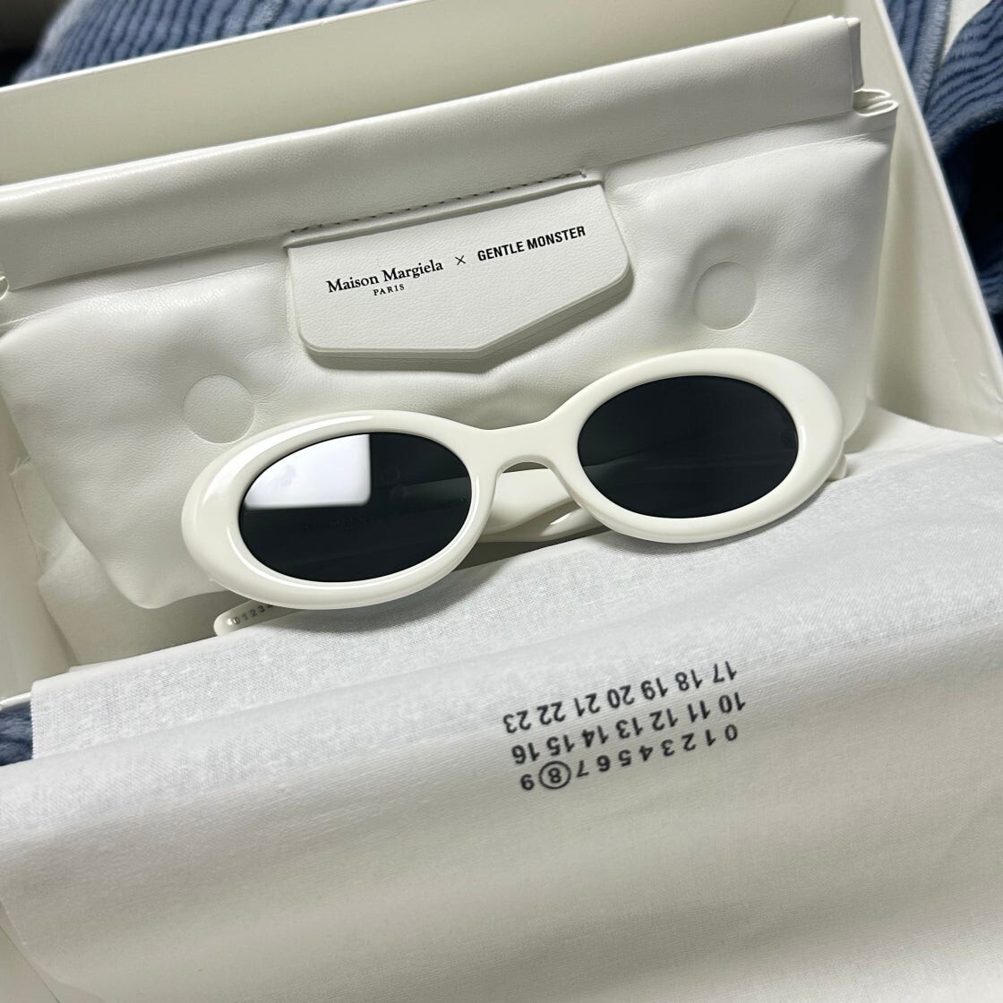 Gentle Monster Maison Margiela MM005 White Black MM005-W2 | CBP