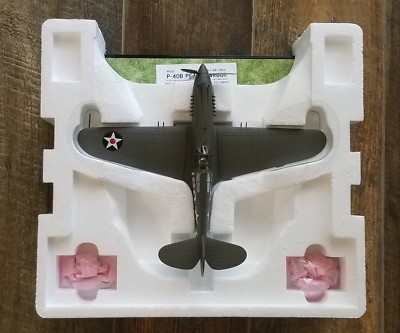 NEW CAROUSEL 1 1:48 scale DIECAST USAAF P-40B 2ND LT GEORGE WELCH