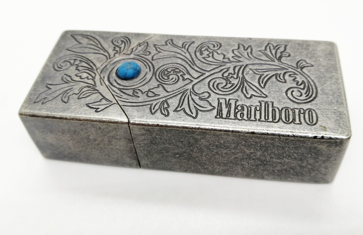 Vintage Marlboro Portable Ashtray + Mini Lighter Holder Novelty