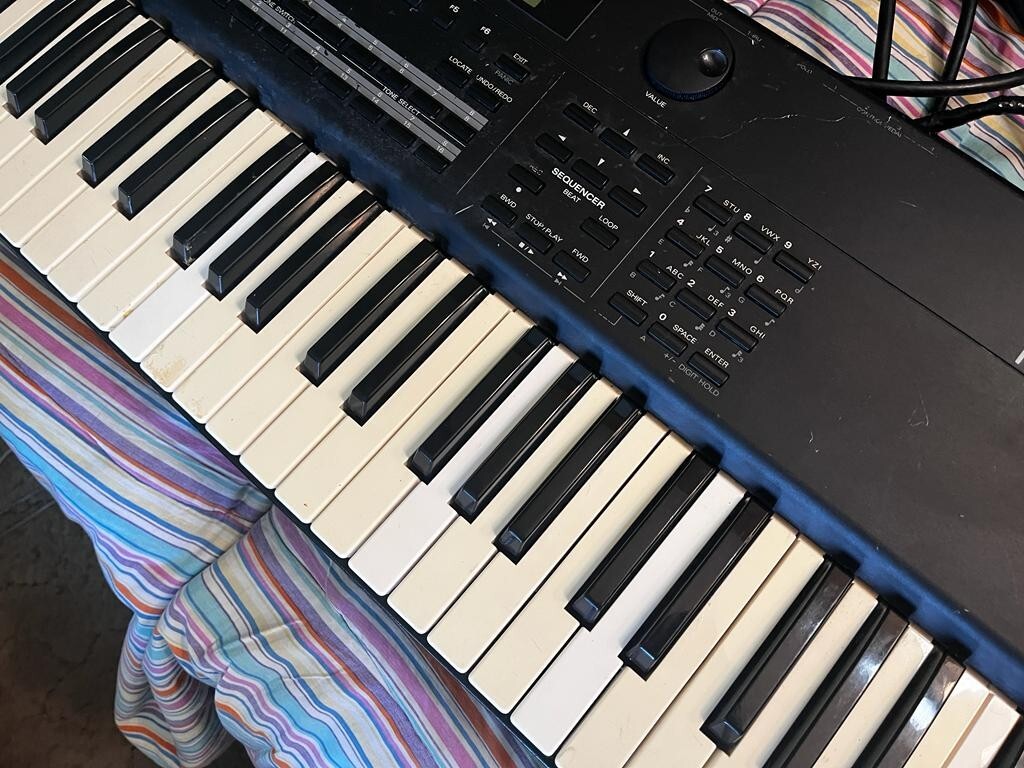 Roland XP-80 76-Key Music Workstation Keyboard | eBay