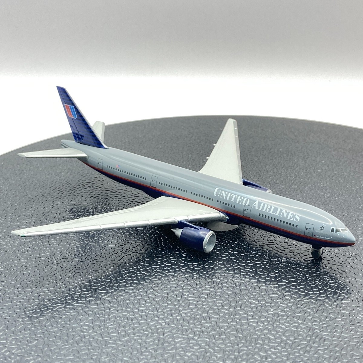 herpa wings 1/500 Boeing 777-200 UNITED AIRLINES Diecast 506328 | eBay
