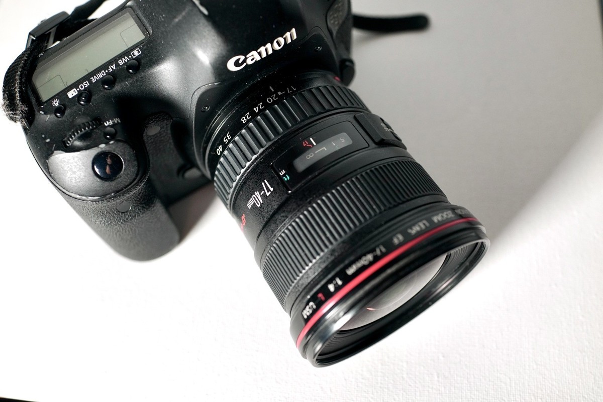 Canon EOS 5D Mark III & Canon Lens EF 17-40mm f/4 L IS USM - Used