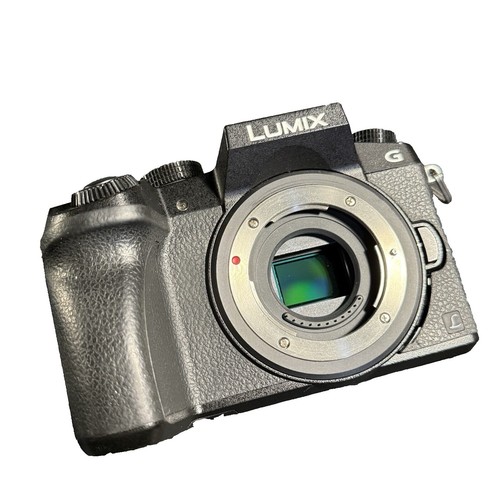 Panasonic Digital HDTV 38X V300 32GB Gold HC-V300M-C Japanese menu